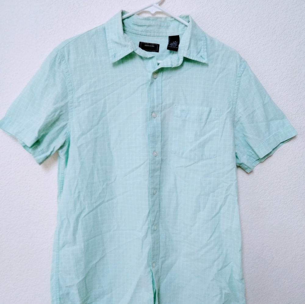 Men's Dockers Casual Button Down Shirt Medium